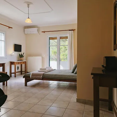 Apartment Lontza Studio's Peaceful And Secluded Pinakokhorion