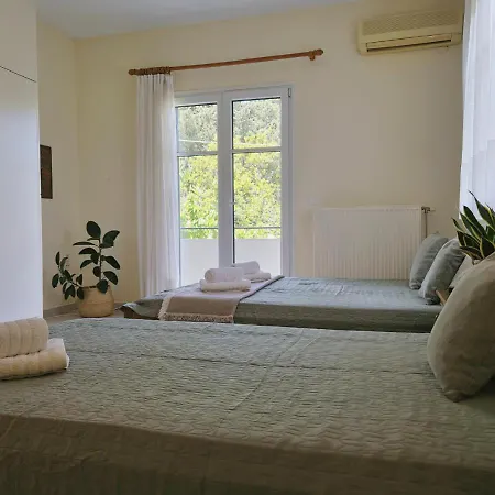 Apartment Lontza Studio's Peaceful And Secluded Pinakokhorion